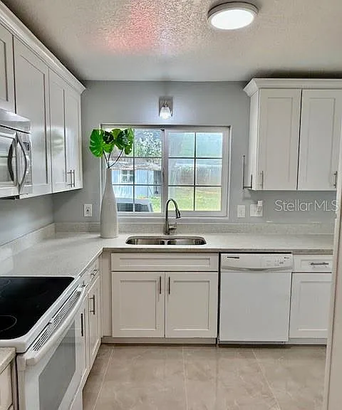 1337 Lake Asher Cir — Photo 3
