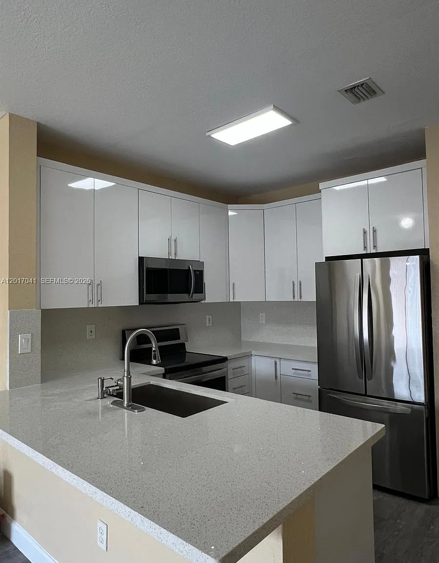 Shoma Homes At Country Cl — Photo 4