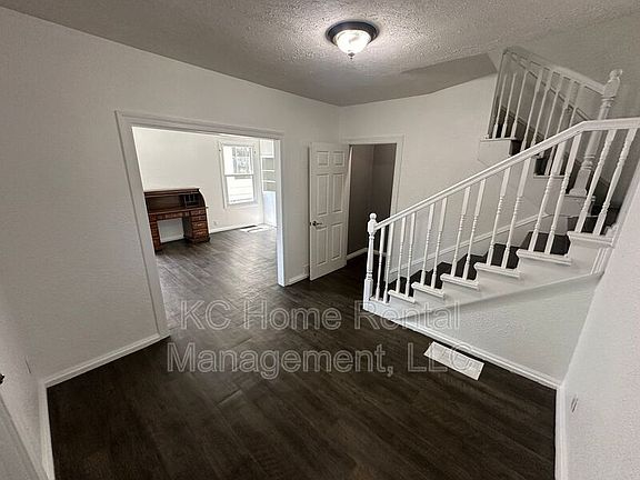 5th image of 2316 Spruce Ave