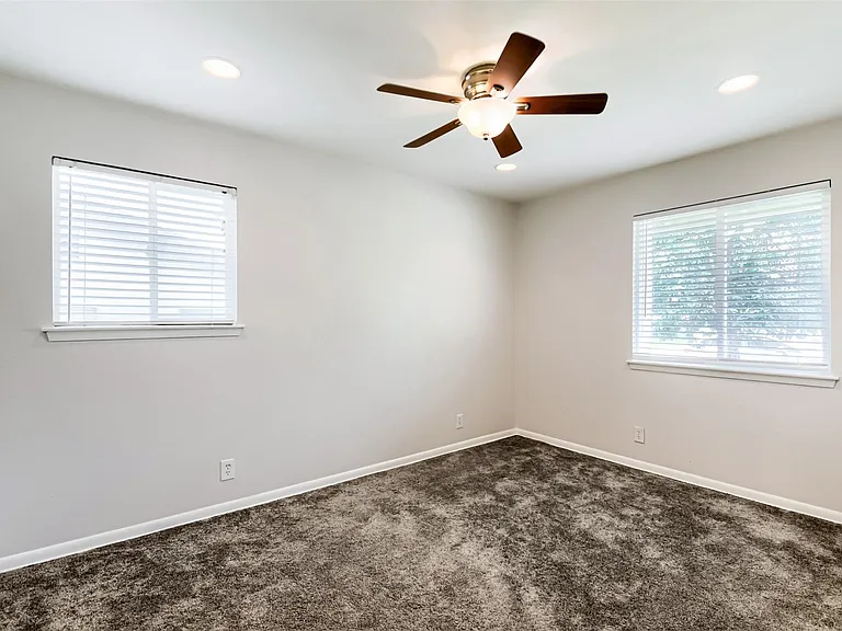 2501 Audubon Pl — Photo 7