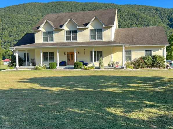 8275 Dunlap Creek Rd, Covington, VA 24426