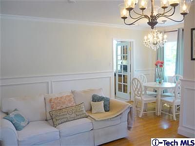 5th image of 10439 Myrna St