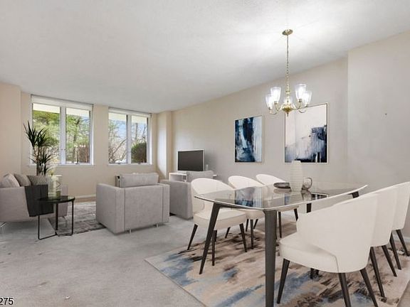5th image of 10 Smith Manor Blvd APT 104