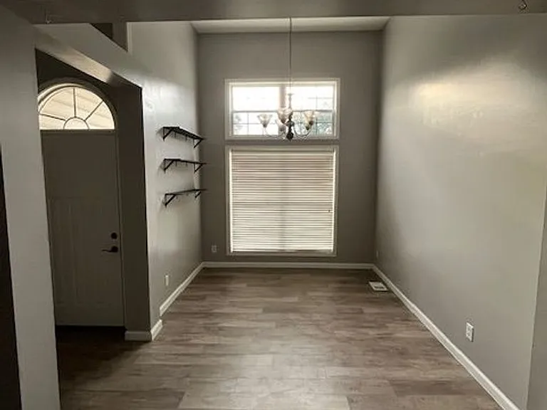 3720 Kendra Ct S — Photo 29