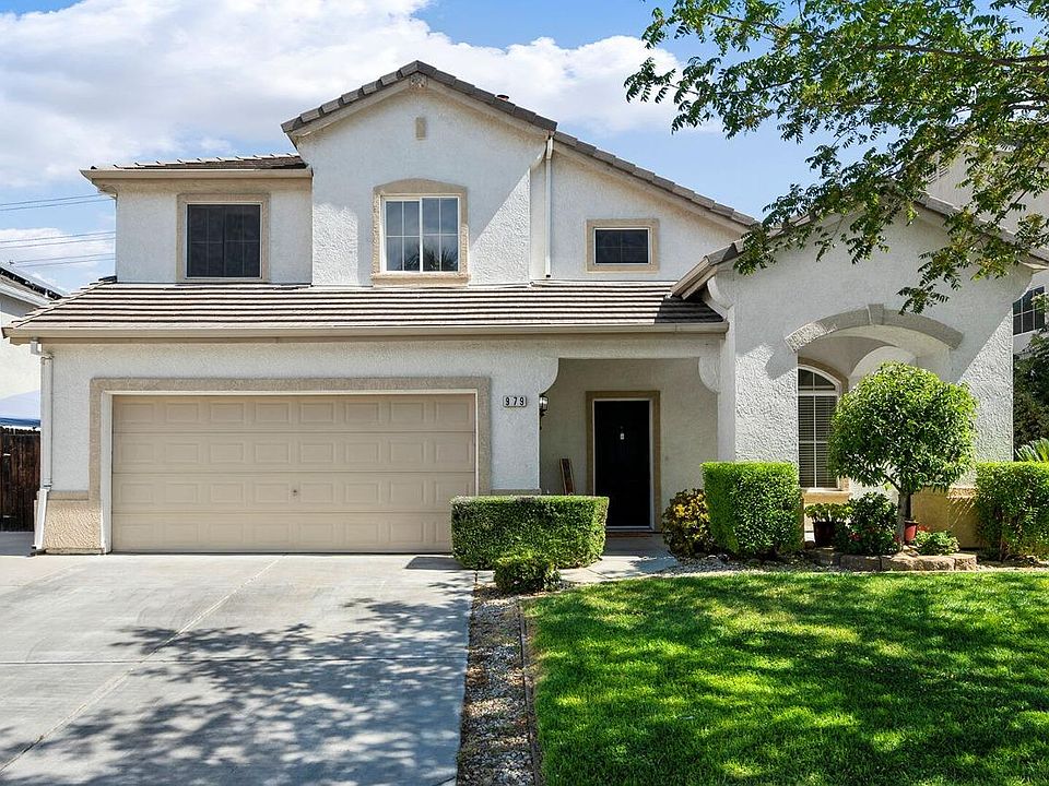 1st image of 979 Cherry Blossom Ln