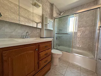 Rented by NY Space Finders Inc.