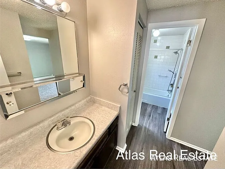 461 El Paso Blvd #J — Photo 8