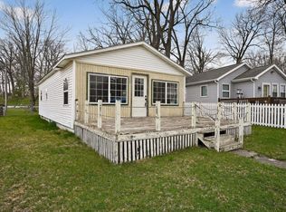 3254 W Circle Dr, Columbia City, IN