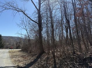 L8 Beverly Rd, Troy, NY 12182