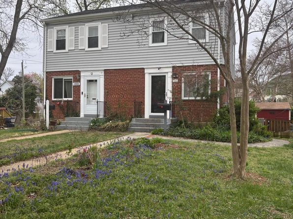 1933 Rollins Dr, Alexandria, VA 22307