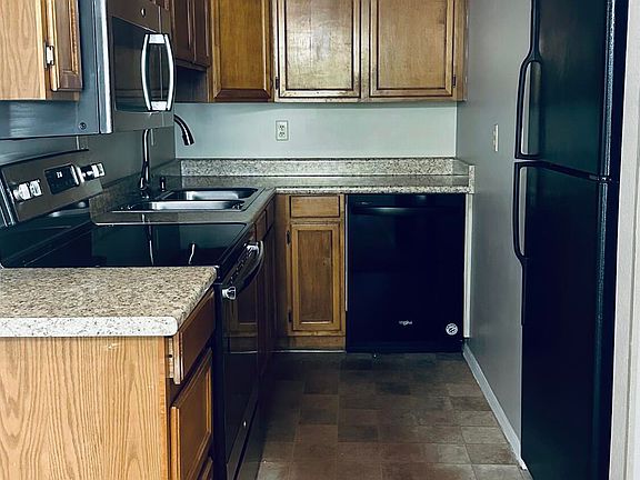 4th image of 8888 N 47th Ave APT 125
