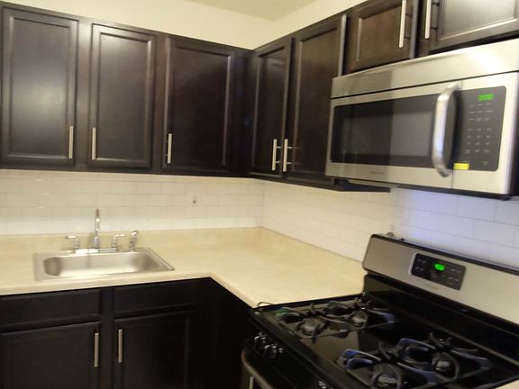 2nd image of 40 E Sidney Ave APT 12G