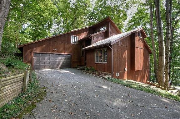 4th image of 701 Lazywood Dr