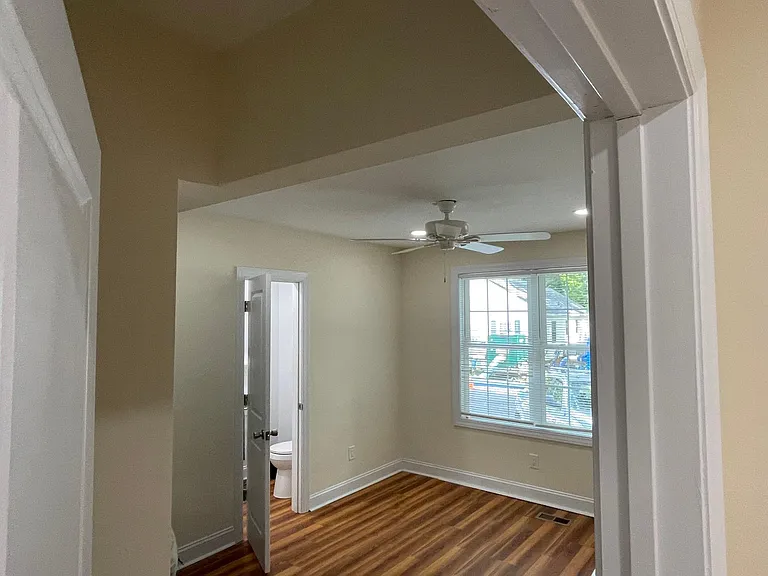 604 Avery St — Photo 29