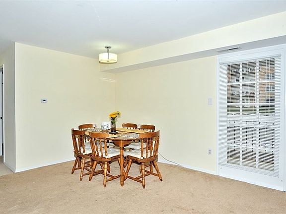 4th image of 12705 Gordon Blvd APT 43