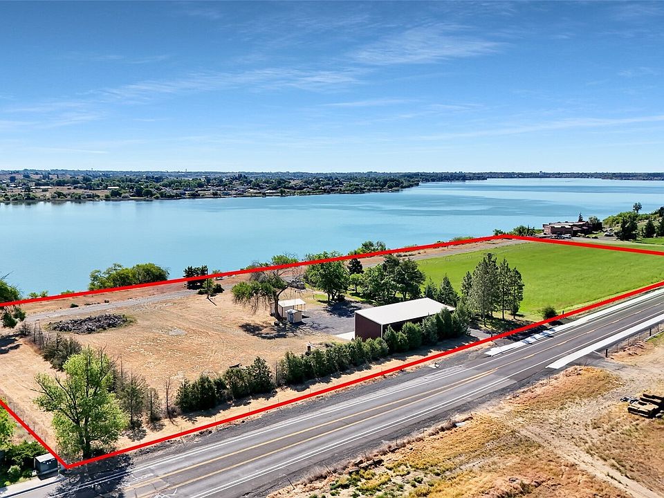 1st image of 3738 Westshore Drive NE