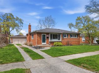 35314 Richland St, Livonia, MI 48150