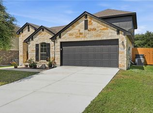 2122 Dragon Trl, New Braunfels, TX 78130