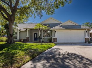 818 Edgehill Dr, Palm Harbor, FL 34684