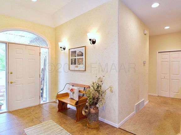 5th image of 1727 Charleswood Estates Dr