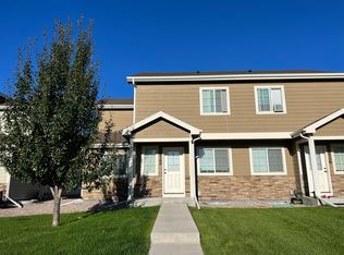 422 Cribbon Ave, Cheyenne, WY 82007