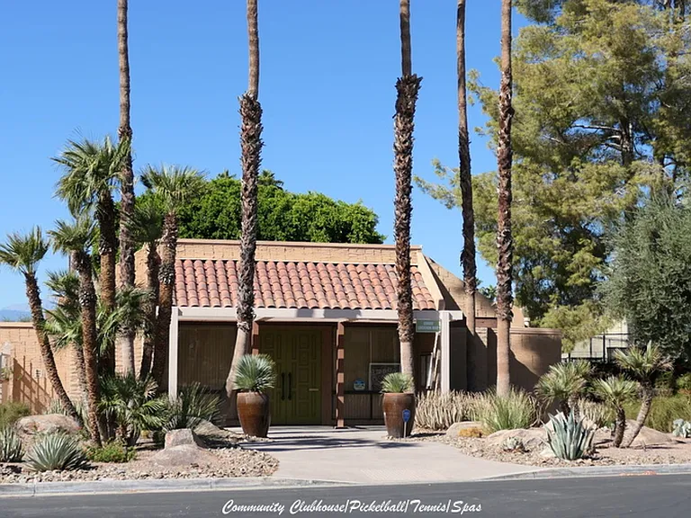 5547 Los Coyotes Dr — Photo 18