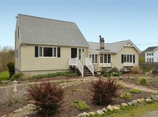 7 Lake Dr, Somers, NY 10589