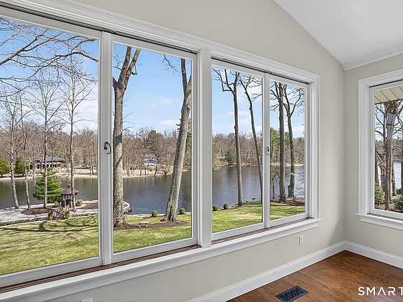 5th image of 170 Driftwood Lane