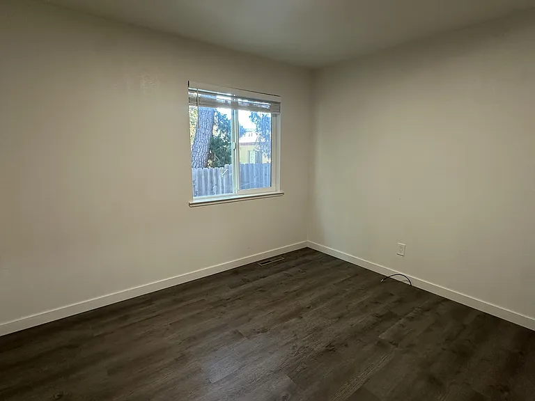 2156 Carlmont Dr #3 — Photo 12
