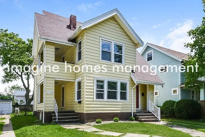 2 bed, 1.0 bath, 990 sqft, $1,449 — Photo 2