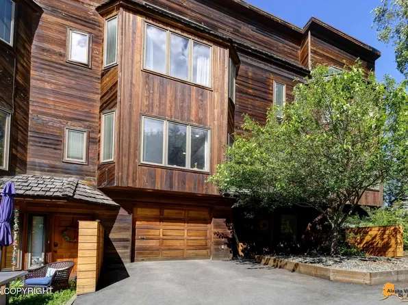 745 O St #3, Anchorage, AK 99501