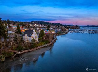 19083 Front St NE #4, Poulsbo, WA 98370