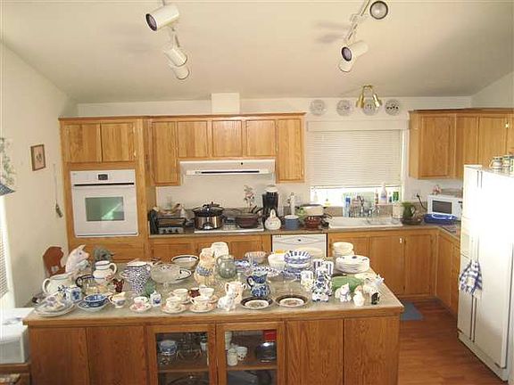 2nd image of 16516 E Valleyway Ct