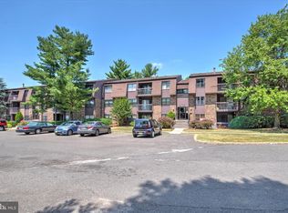 1833 Old Stone Mill Dr, Cranbury, NJ 08512
