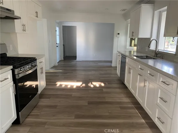 11801 N Circle Dr, Whittier, CA 90601
