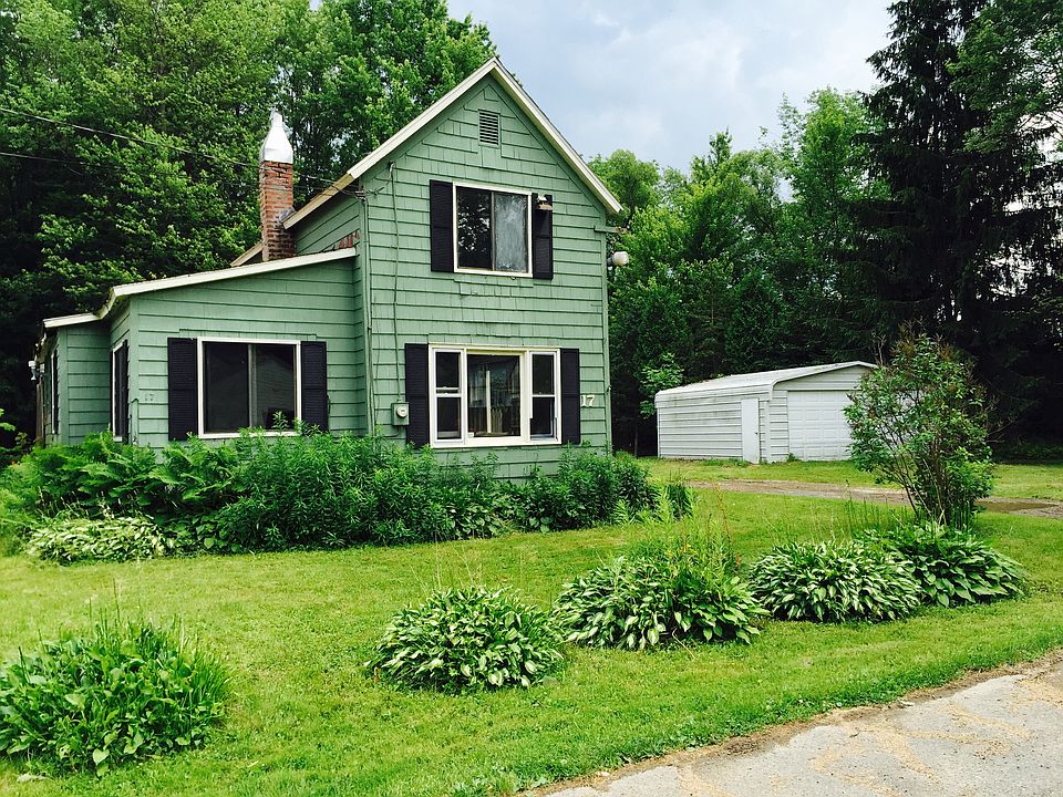1st image of 17 Squires Ave