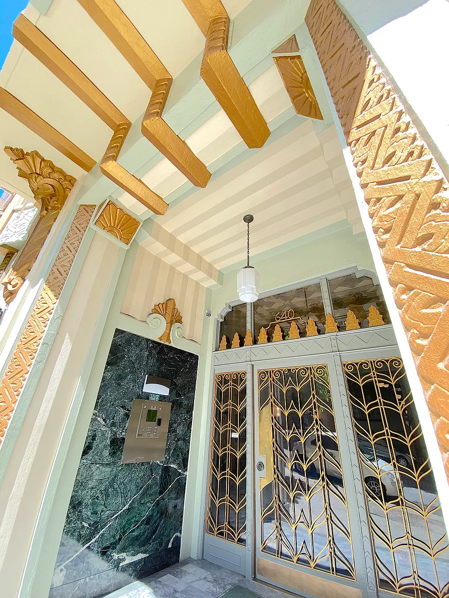 Front Entrance. - 640 Mason