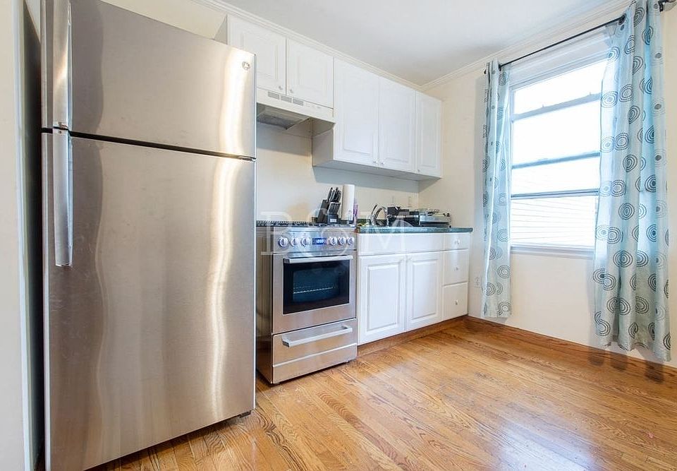 1st image of 313 Eckford St APT 2R
