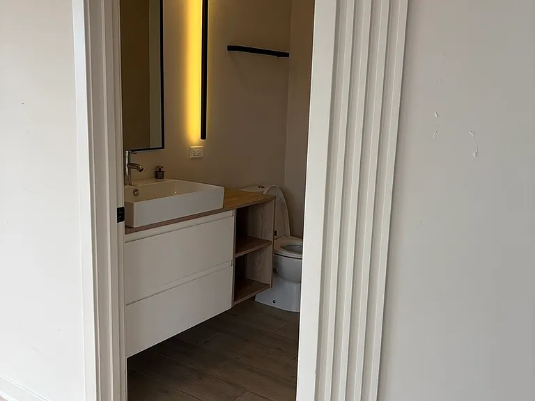 2725 Thatcher Ave #408 — Photo 10