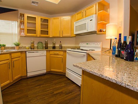 3rd image of 10950 N La Canada Dr APT 26107