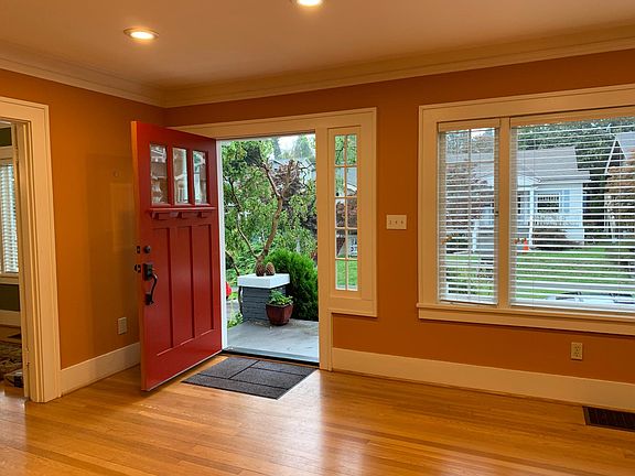 4th image of 6230 22nd Ave NE