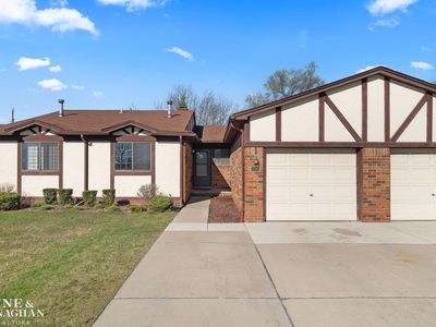 26361 Albert J Dr, Warren, MI, 48091