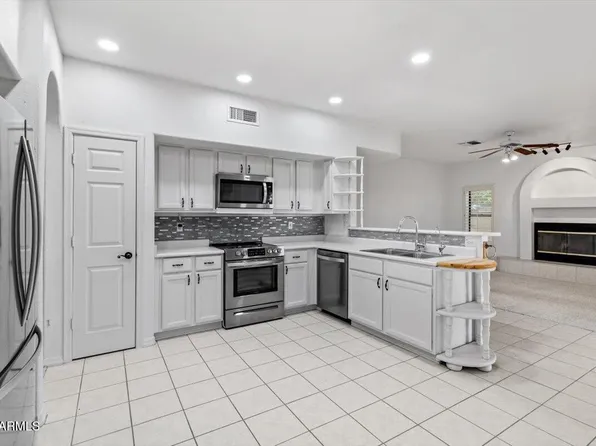 3862 N KASHMIR Street, Mesa, AZ 85215
