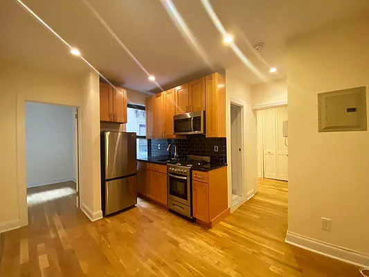 Rented by City Connections Realty | media 24