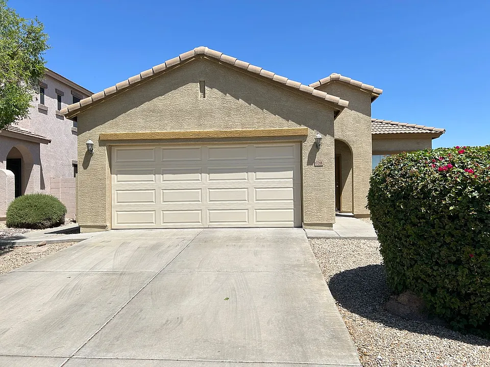 17218 W Country Gables Dr