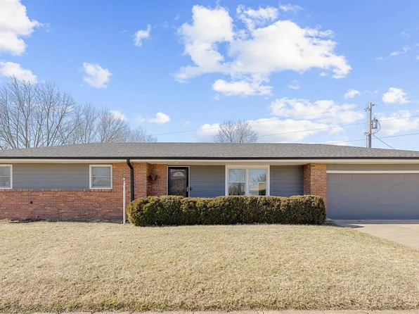 2662 Daley St, Salina, KS 67401
