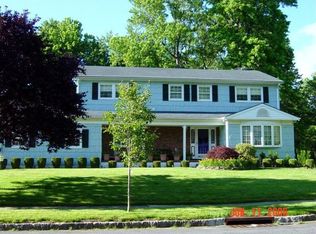 23 Hollis Rd, East Brunswick, NJ 08816