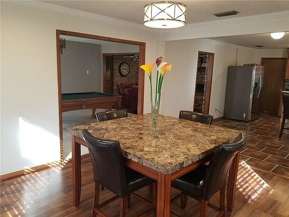Wonderful open areas great for entertaining.