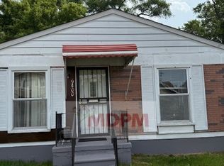 9400 Quincy St, Detroit, MI 48204