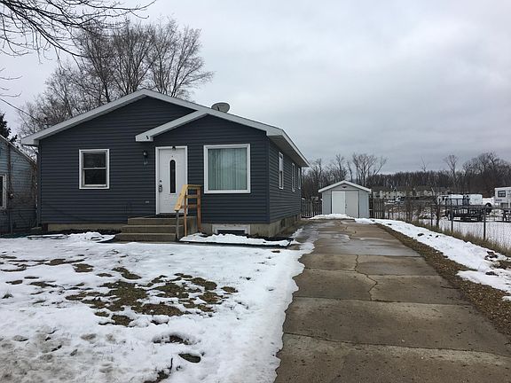 2nd image of 69 Nancy St SE